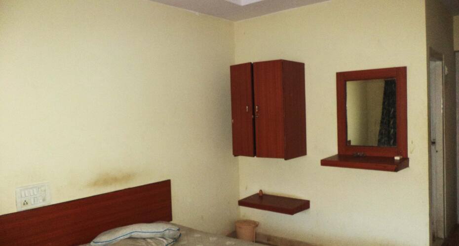 Hotel Mayura, Ankleshwar 5